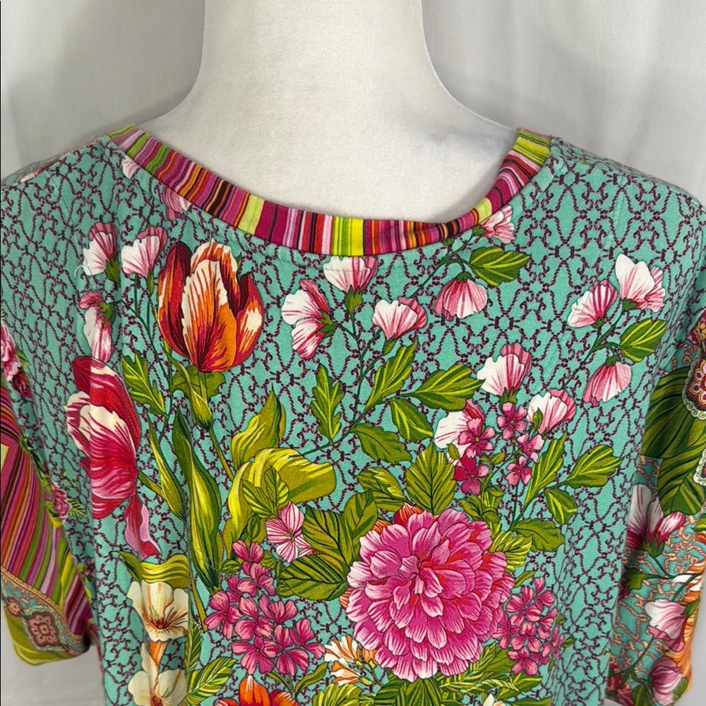 Johnny Was Multicolor Floral V-Neck Blouse XL - Picture 8 of 9